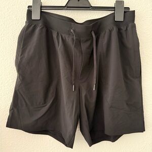 Lululemon men’s sports shorts
